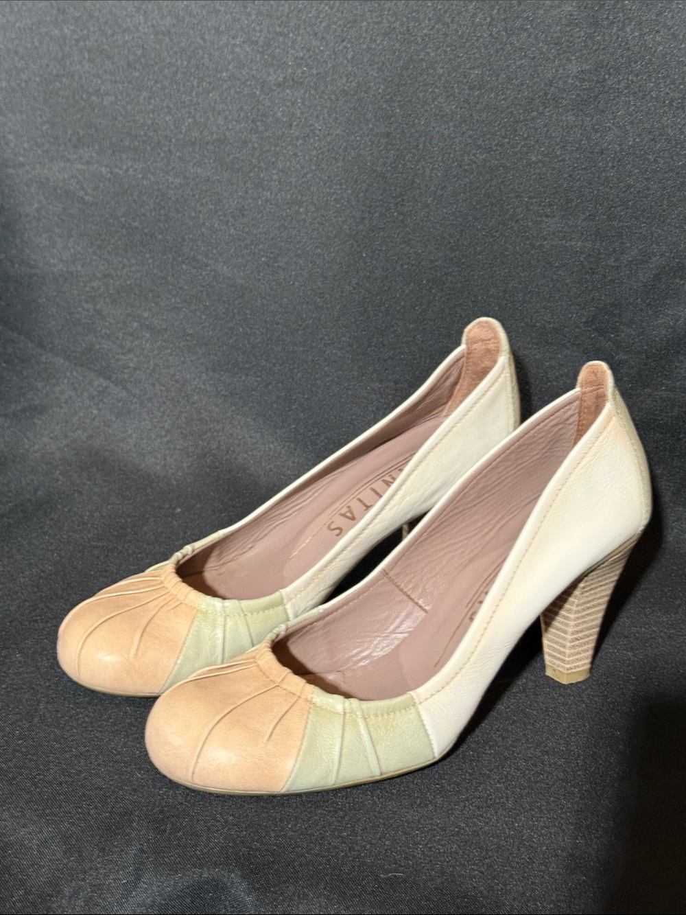 Hispanitas Cream & Beige Women's Leather Heels